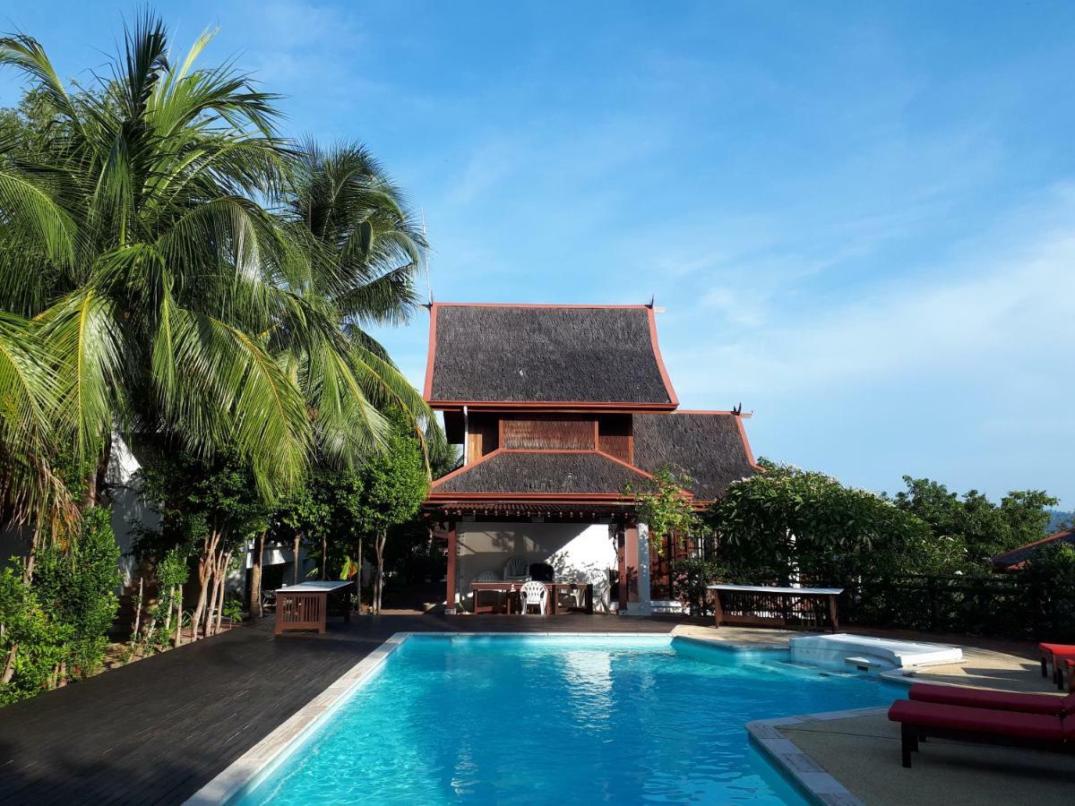 Sari Village Jungle Retreat Pantai Cenang  Exterior photo